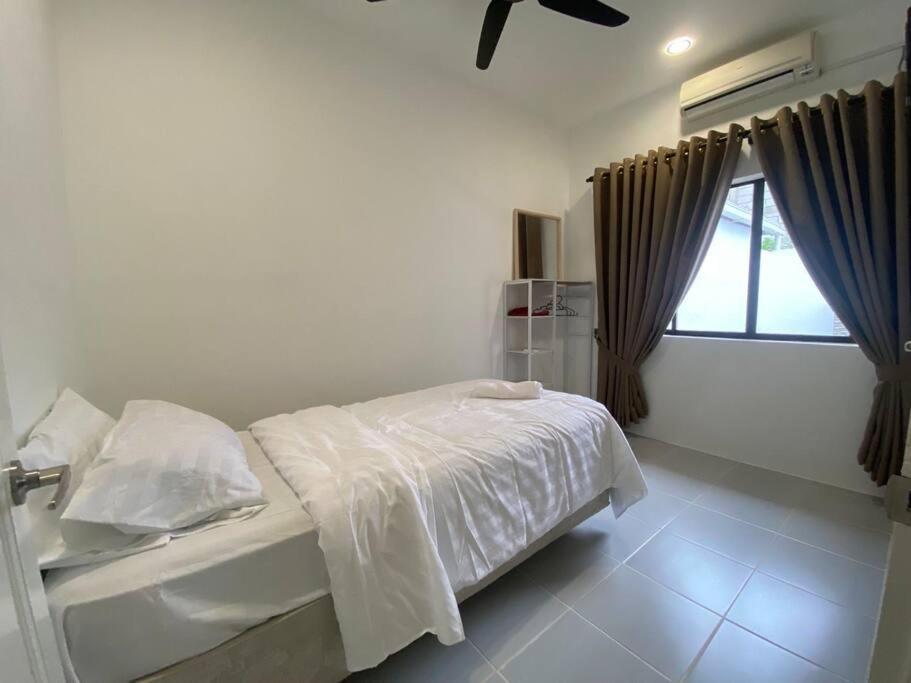 The Lawo Homestay Kuala Terengganu Buitenkant foto